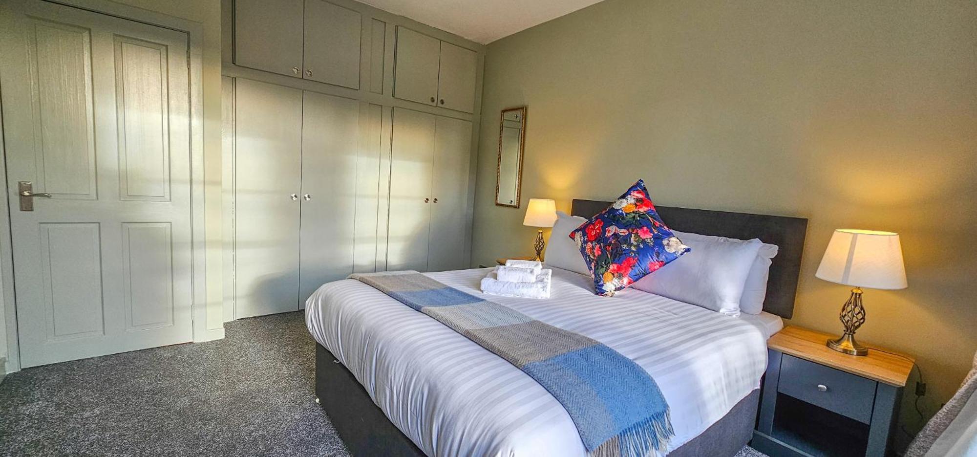 Royal Mile - Bright 2 Bedroom Apartment Edinburgh Bagian luar foto